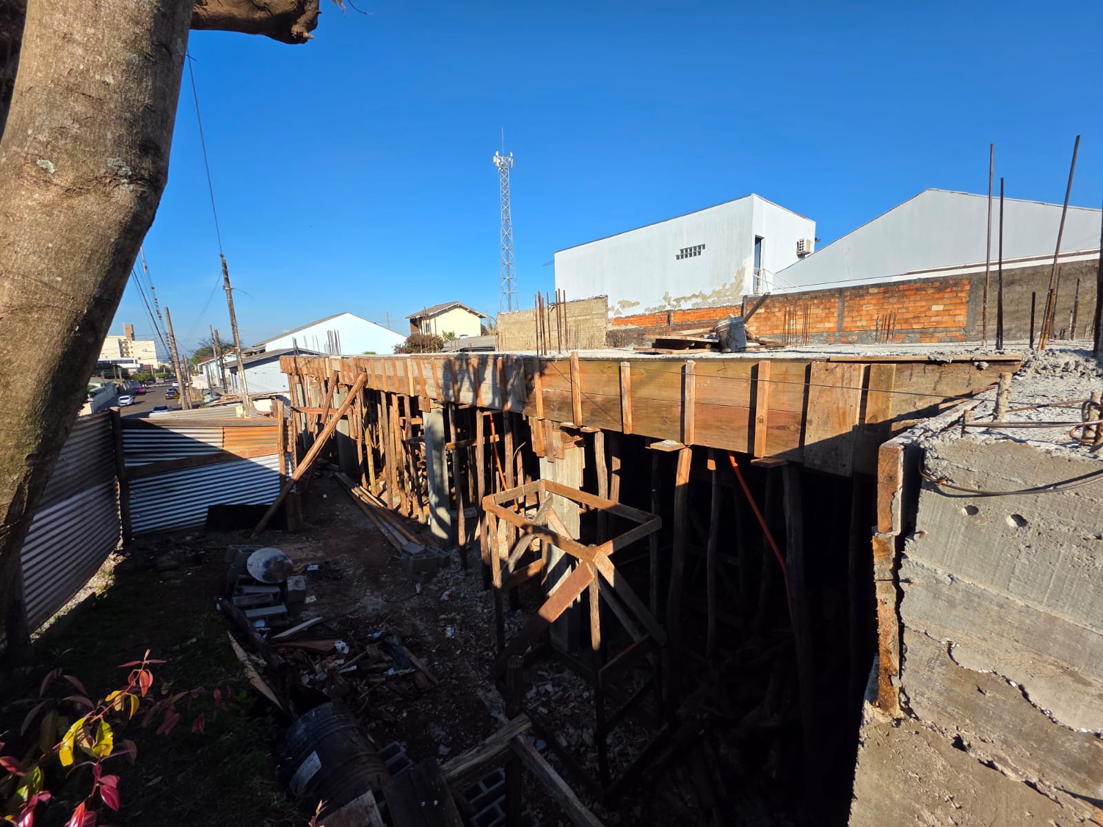 Foto 1 - Sala Comercial Térrea 112 m²