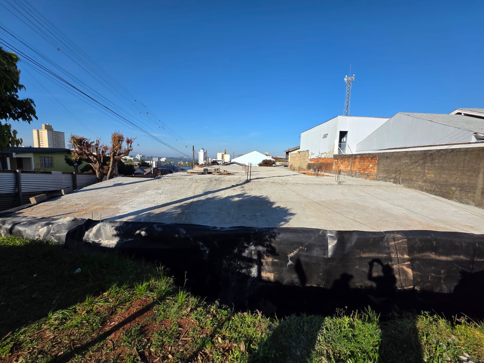 Foto 1 - Sala Comercial Térrea 112 m²