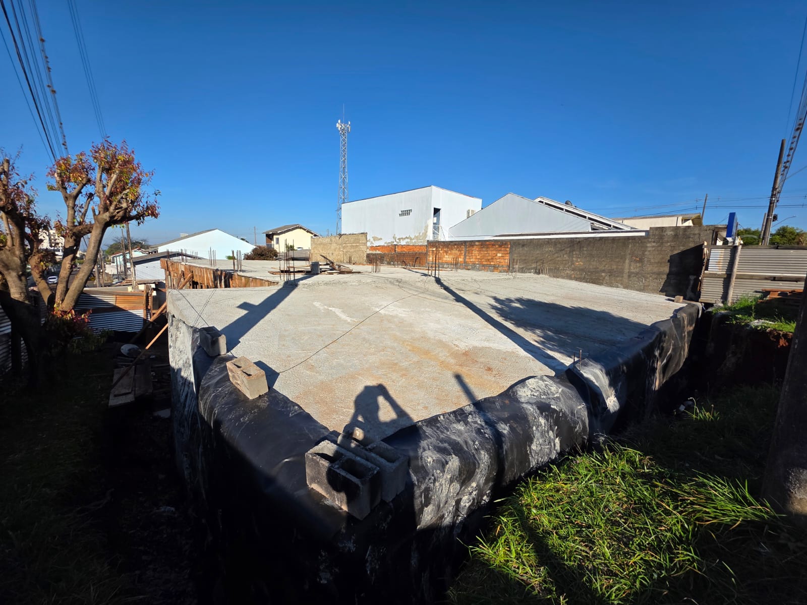 Foto 1 - Sala Comercial Térrea 112 m²